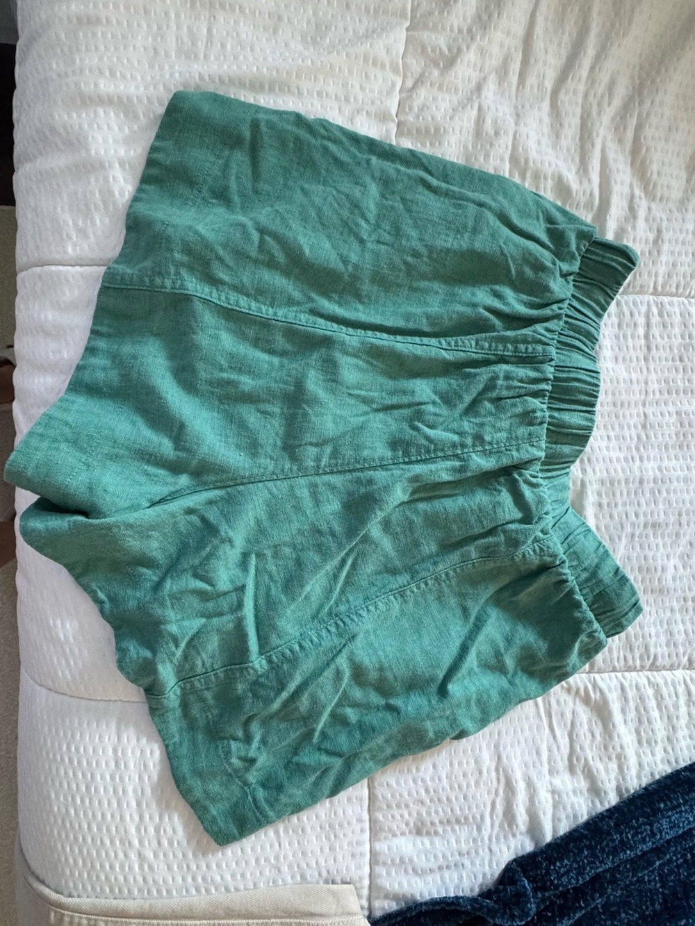 Universal Thread Teal Drawstring Shorts - Picture 2 of 3